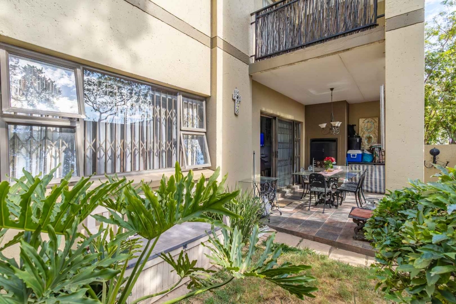 2 Bedroom Property for Sale in Lonehill Gauteng