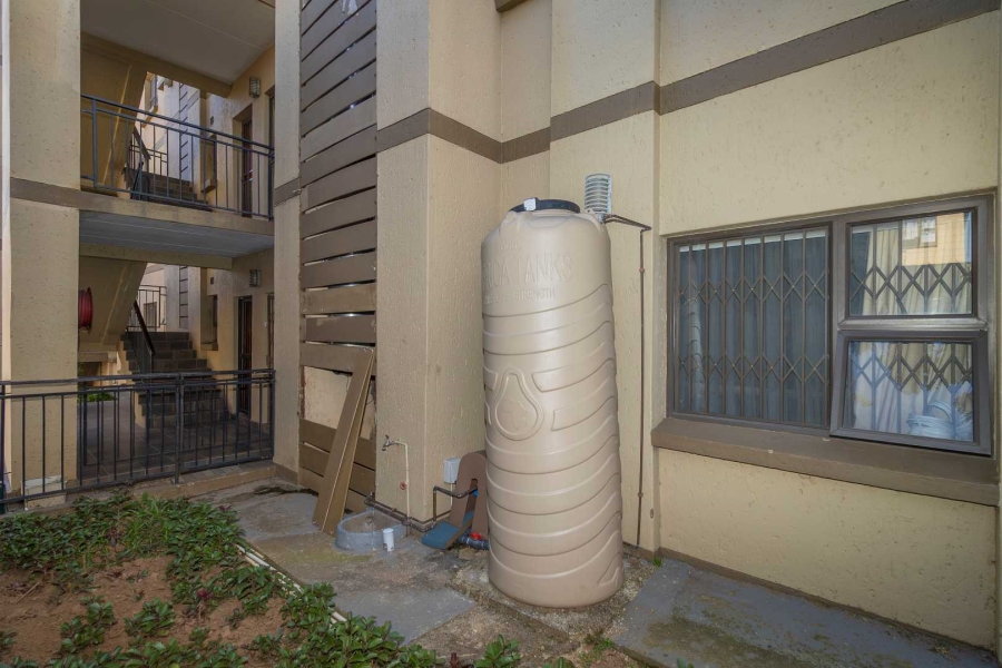 2 Bedroom Property for Sale in Lonehill Gauteng