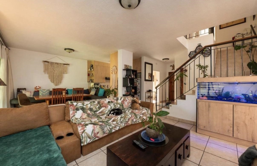 3 Bedroom Property for Sale in Bassonia Gauteng