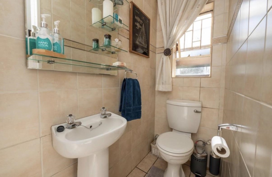 3 Bedroom Property for Sale in Bassonia Gauteng