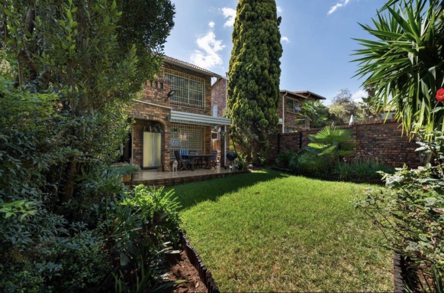 3 Bedroom Property for Sale in Bassonia Gauteng