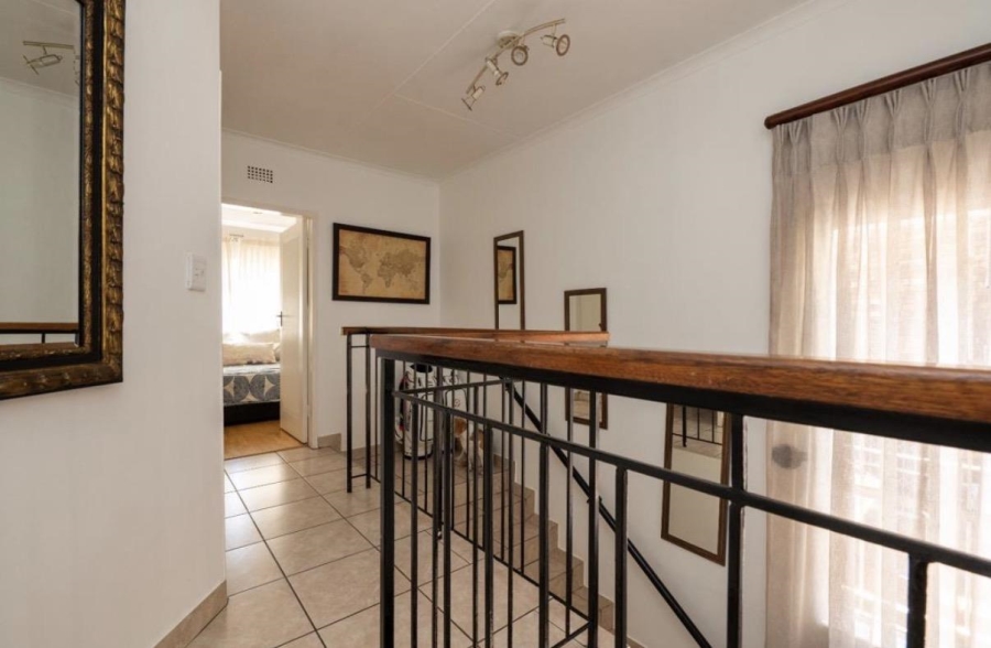 3 Bedroom Property for Sale in Bassonia Gauteng