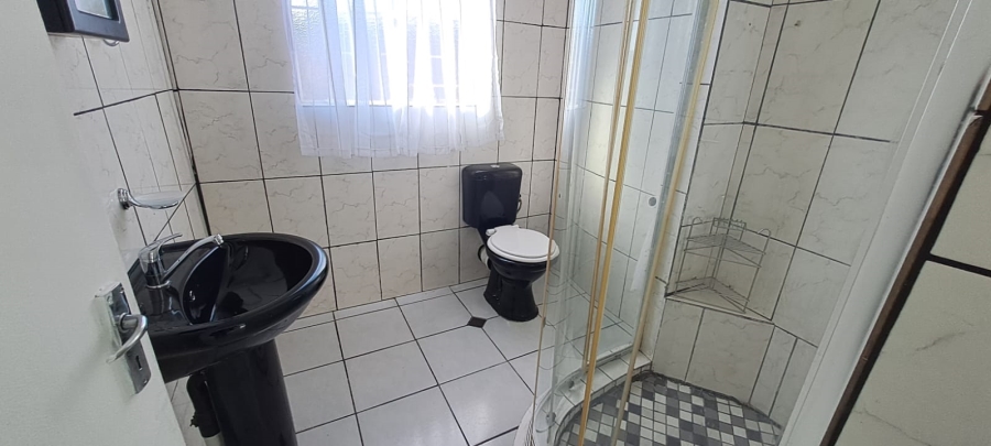 To Let 1 Bedroom Property for Rent in Elandspark Gauteng