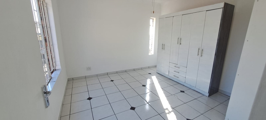 To Let 1 Bedroom Property for Rent in Elandspark Gauteng