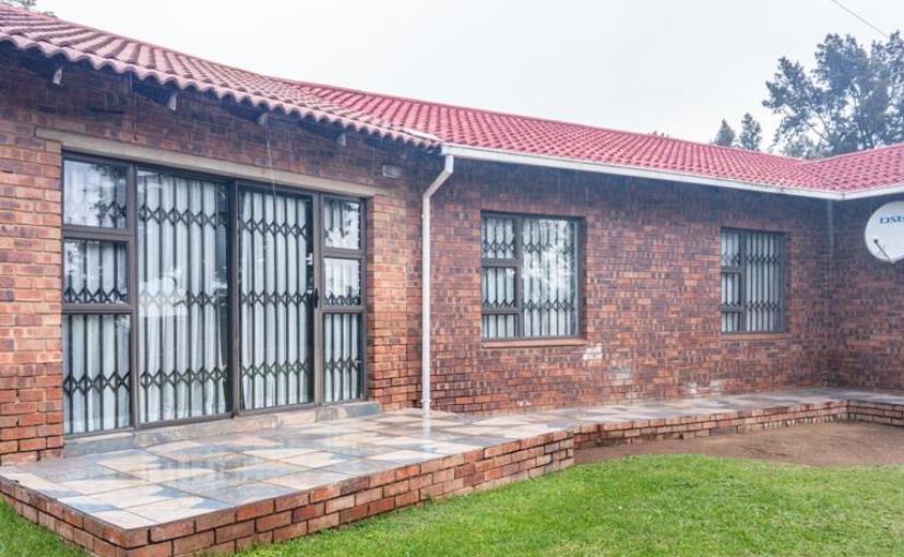 4 Bedroom Property for Sale in Albertsdal Gauteng