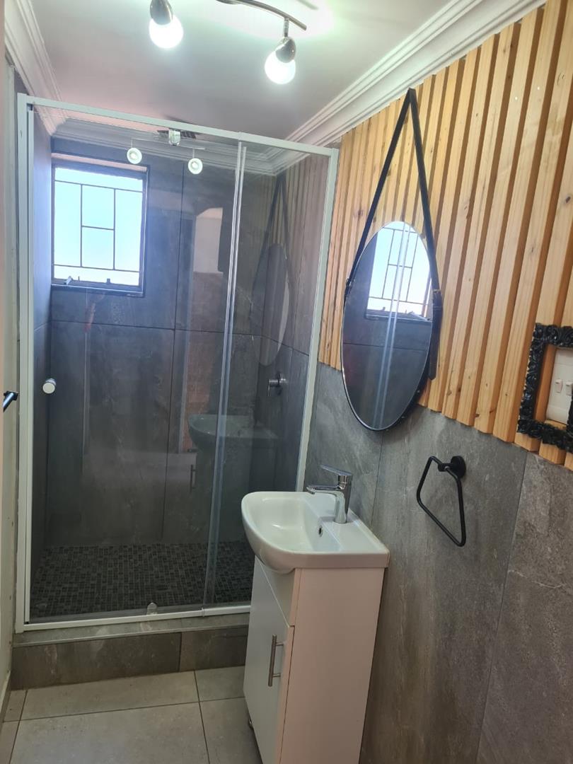 To Let 3 Bedroom Property for Rent in Sinoville Gauteng