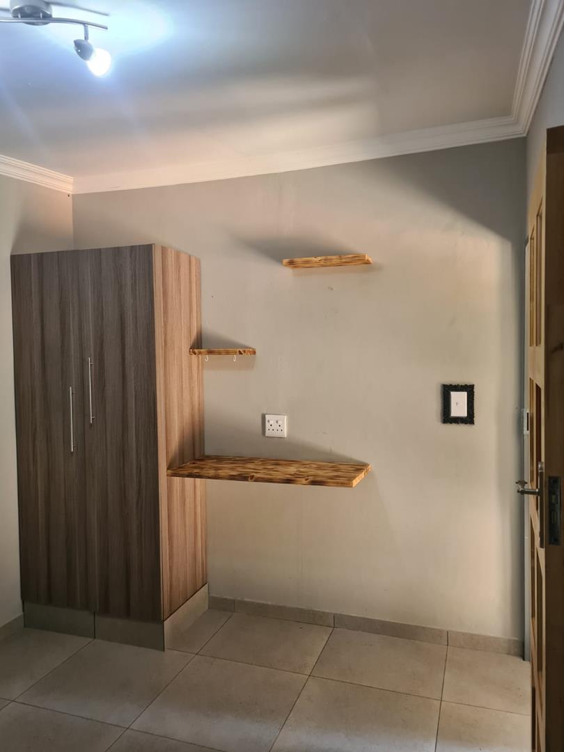 To Let 3 Bedroom Property for Rent in Sinoville Gauteng