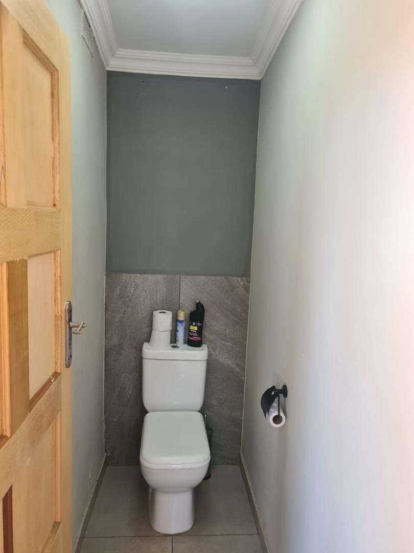 To Let 3 Bedroom Property for Rent in Sinoville Gauteng
