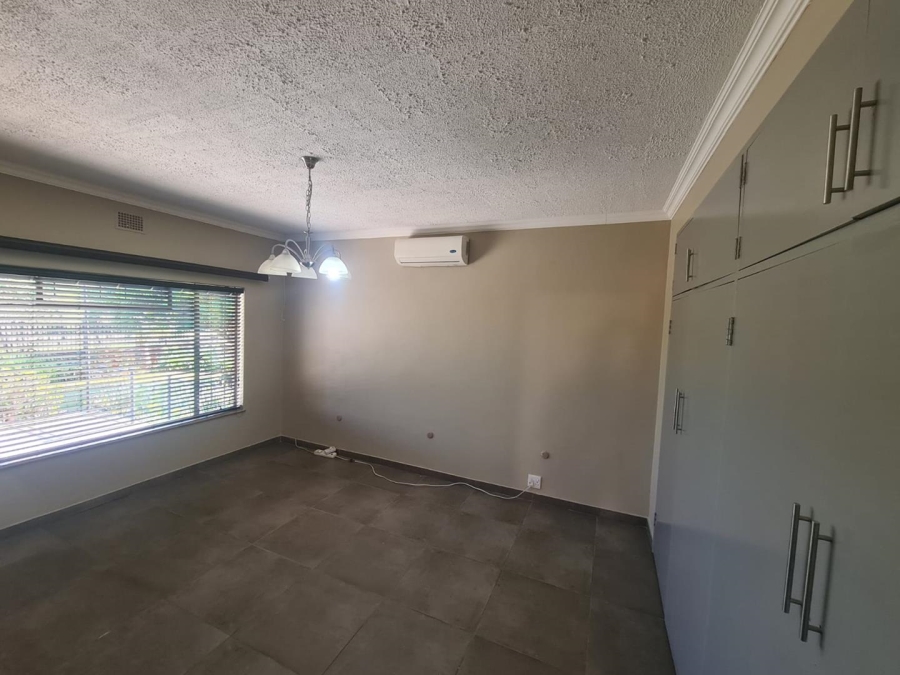 To Let 3 Bedroom Property for Rent in Sinoville Gauteng