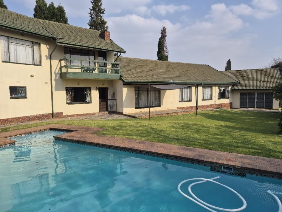 5 Bedroom Property for Sale in Atlasville Gauteng