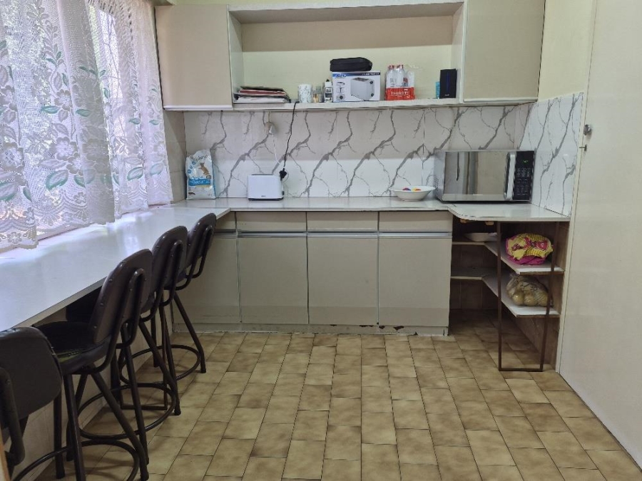 5 Bedroom Property for Sale in Atlasville Gauteng