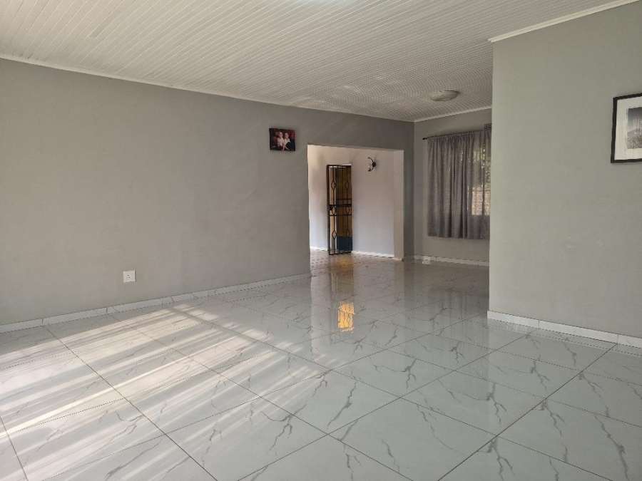 5 Bedroom Property for Sale in Atlasville Gauteng