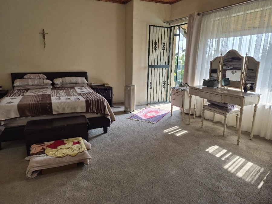 5 Bedroom Property for Sale in Atlasville Gauteng