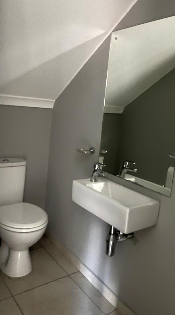 To Let 3 Bedroom Property for Rent in Ferndale Gauteng