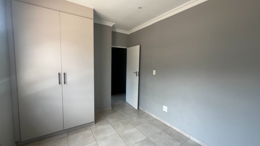To Let 3 Bedroom Property for Rent in Ferndale Gauteng