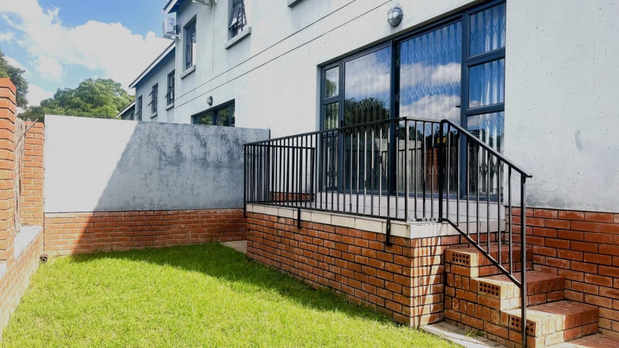 To Let 3 Bedroom Property for Rent in Ferndale Gauteng