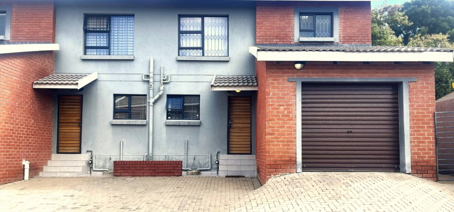 To Let 3 Bedroom Property for Rent in Ferndale Gauteng