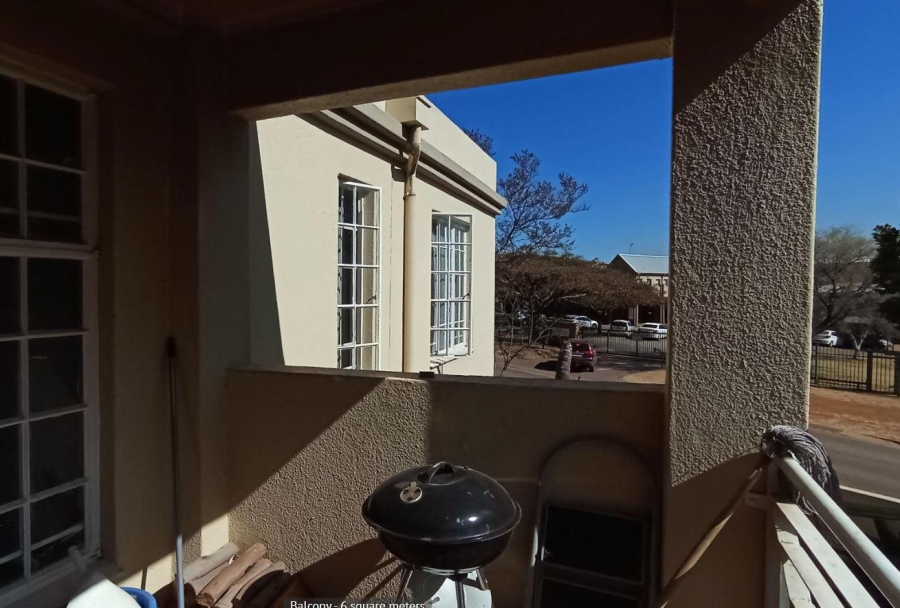 2 Bedroom Property for Sale in Faerie Glen Gauteng