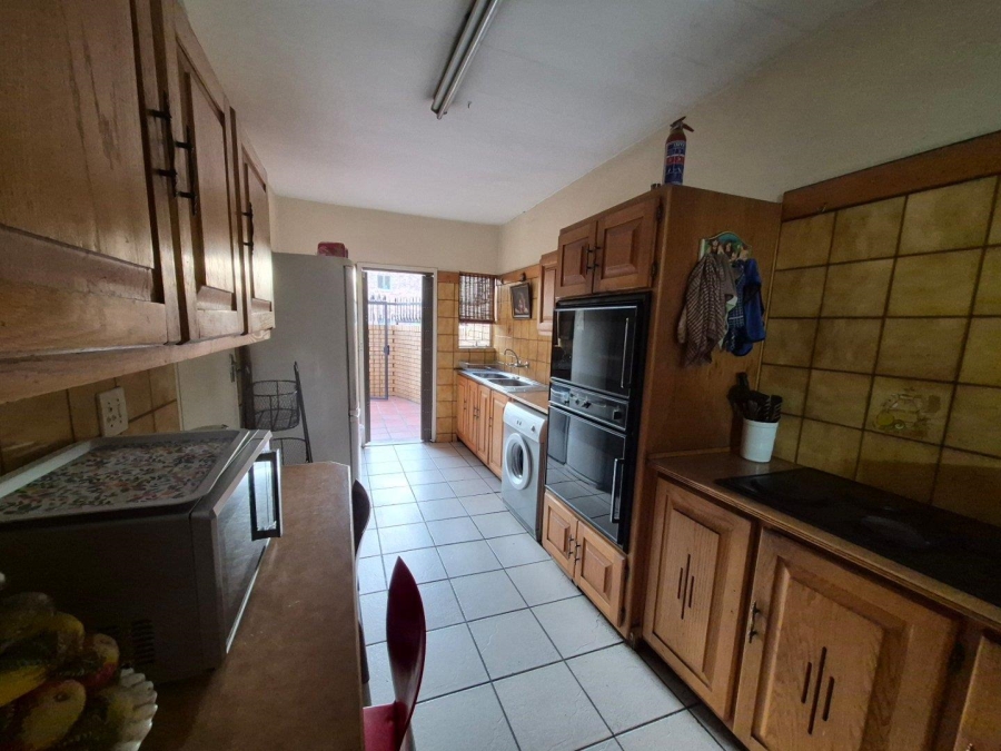 3 Bedroom Property for Sale in Faerie Glen Gauteng
