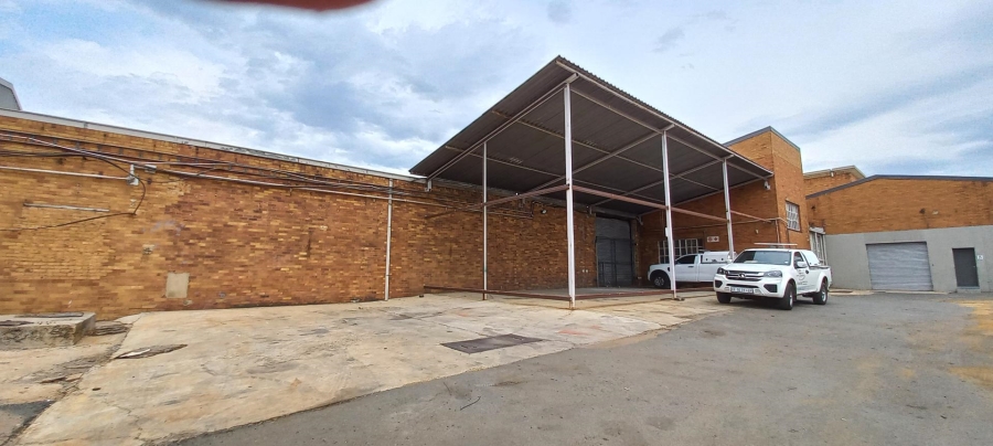 Commercial Property for Sale in Anderbolt Gauteng