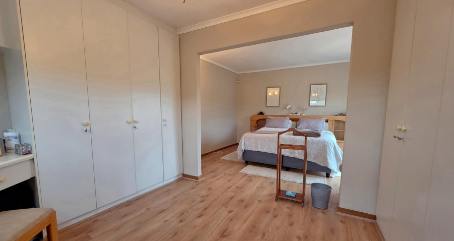 4 Bedroom Property for Sale in Bassonia Gauteng