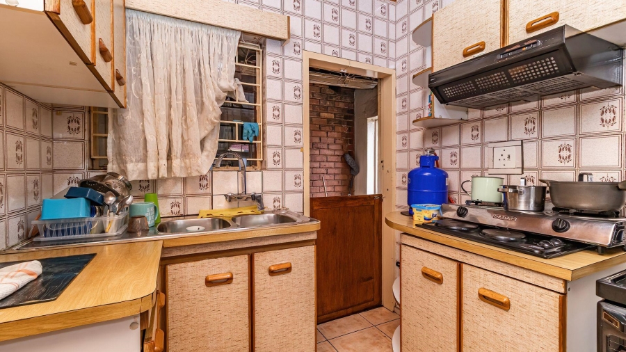 5 Bedroom Property for Sale in Rynsoord Gauteng