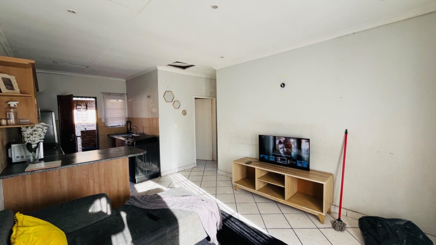 2 Bedroom Property for Sale in Germiston Industrial Gauteng