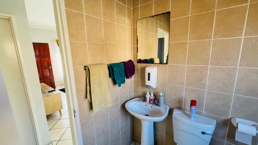 2 Bedroom Property for Sale in Germiston Industrial Gauteng