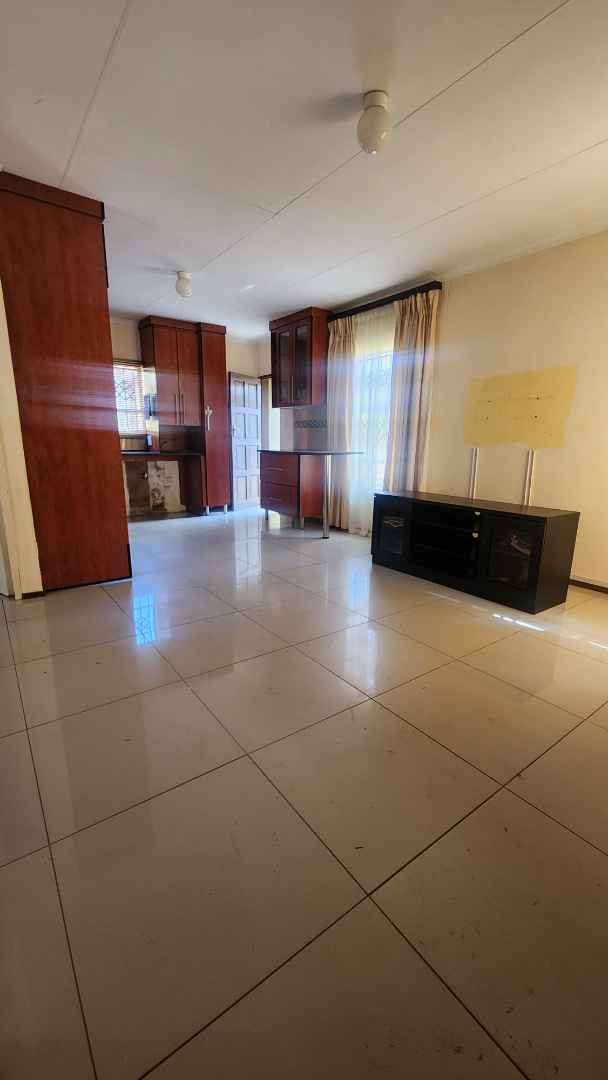 To Let 3 Bedroom Property for Rent in Heatherview Gauteng