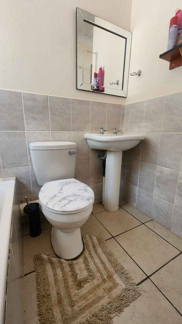 To Let 3 Bedroom Property for Rent in Heatherview Gauteng