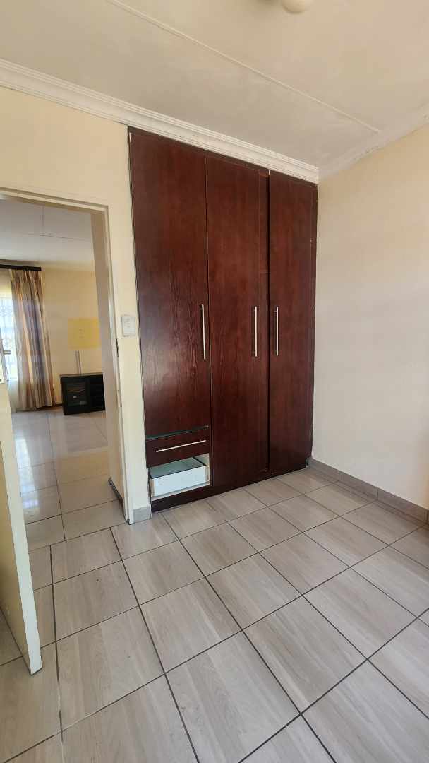 To Let 3 Bedroom Property for Rent in Heatherview Gauteng