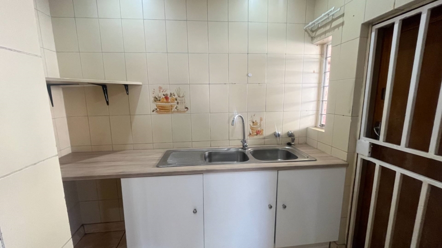 3 Bedroom Property for Sale in Brackendowns Gauteng