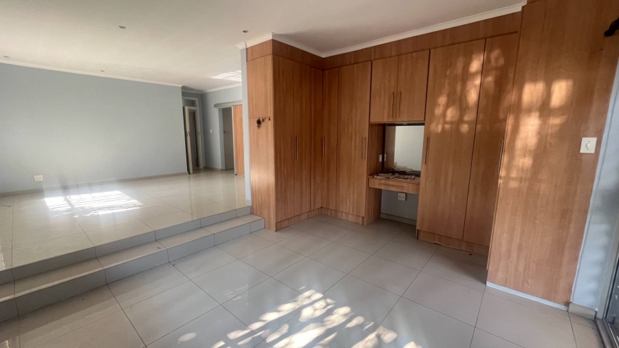 3 Bedroom Property for Sale in Brackendowns Gauteng