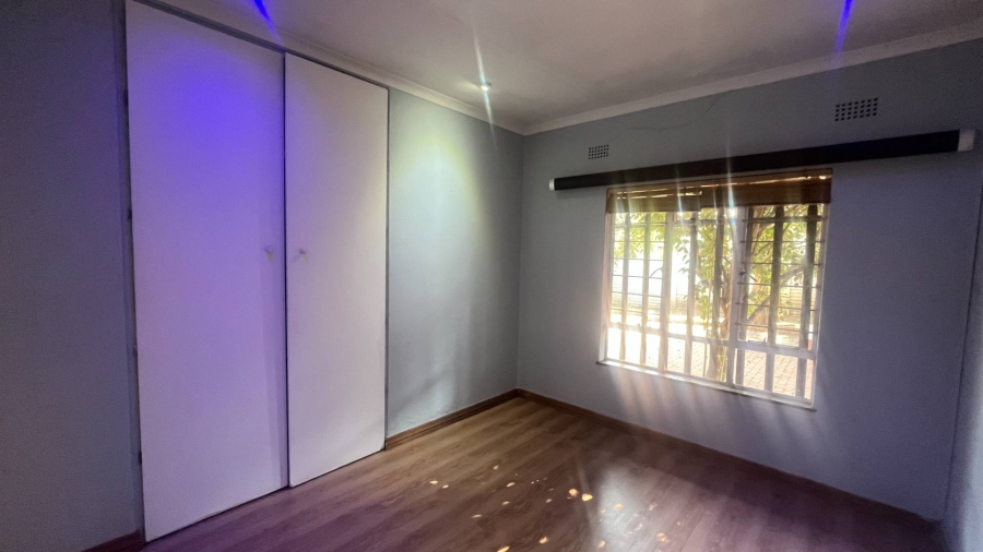 3 Bedroom Property for Sale in Brackendowns Gauteng
