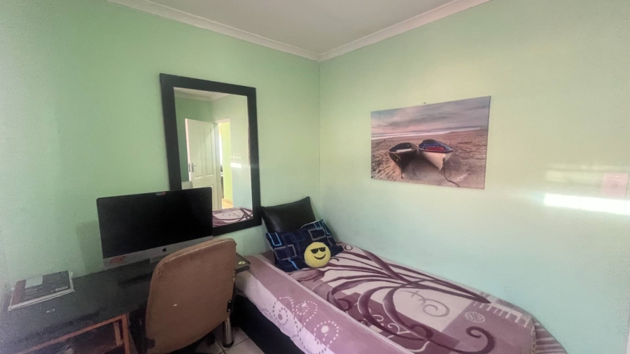 3 Bedroom Property for Sale in Alrode Gauteng