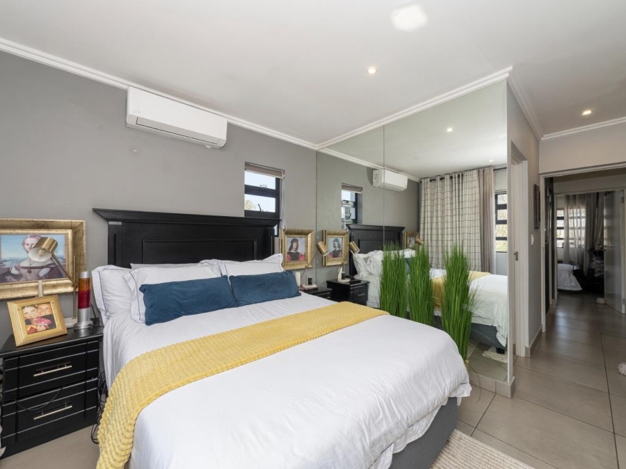 To Let 2 Bedroom Property for Rent in Bryanston Gauteng