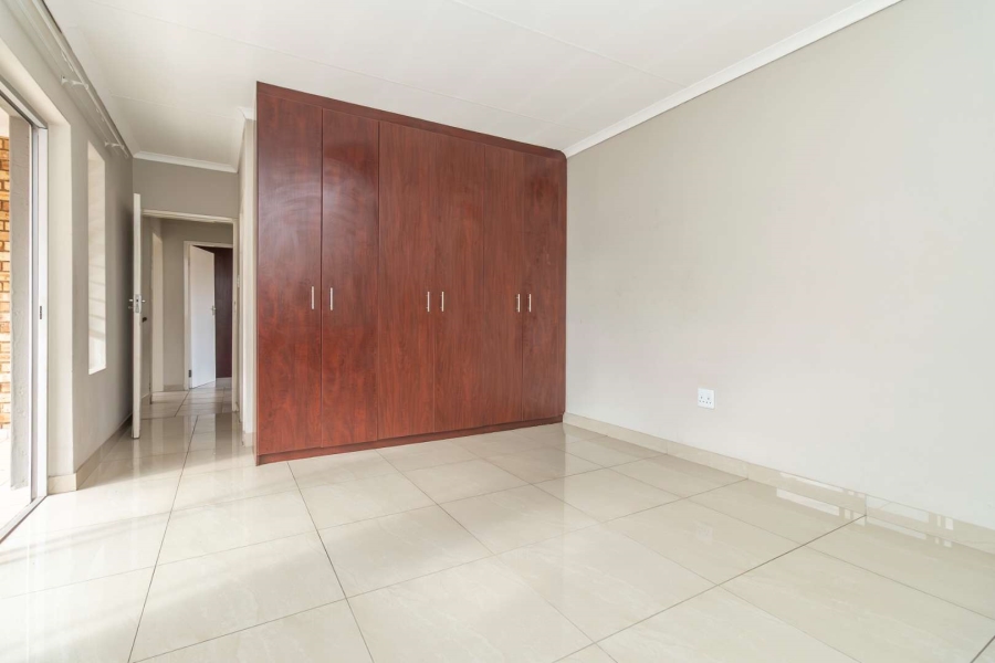 To Let 3 Bedroom Property for Rent in Wilgeheuwel Gauteng