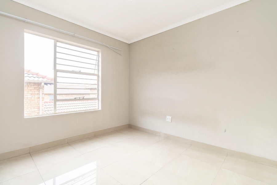 To Let 3 Bedroom Property for Rent in Wilgeheuwel Gauteng