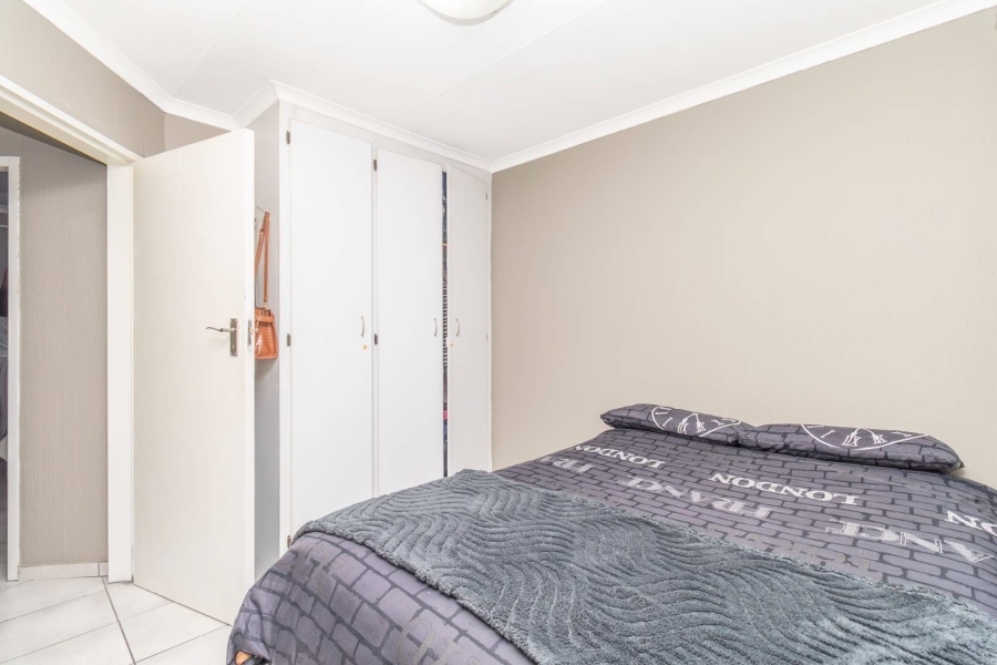 2 Bedroom Property for Sale in Northwold Gauteng