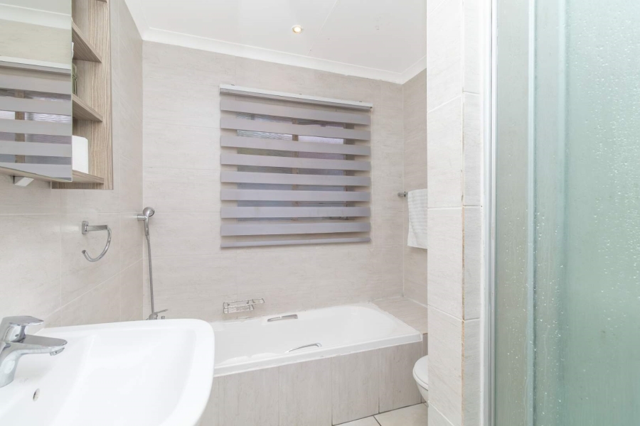 2 Bedroom Property for Sale in Northwold Gauteng