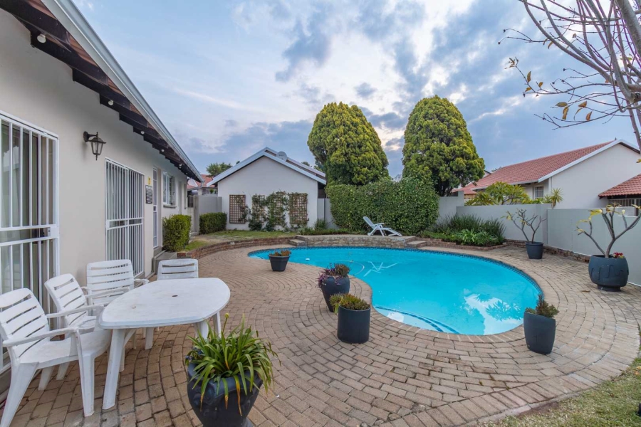 2 Bedroom Property for Sale in Northwold Gauteng