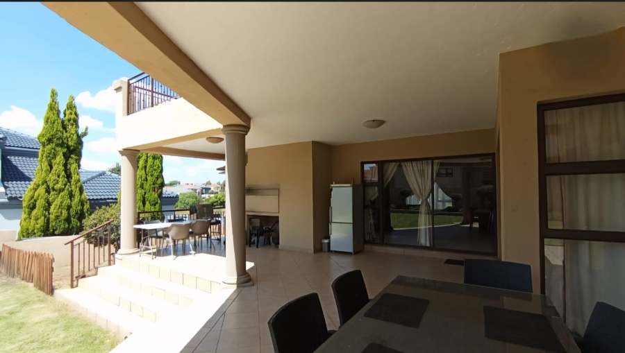 4 Bedroom Property for Sale in Savanna Hills Gauteng