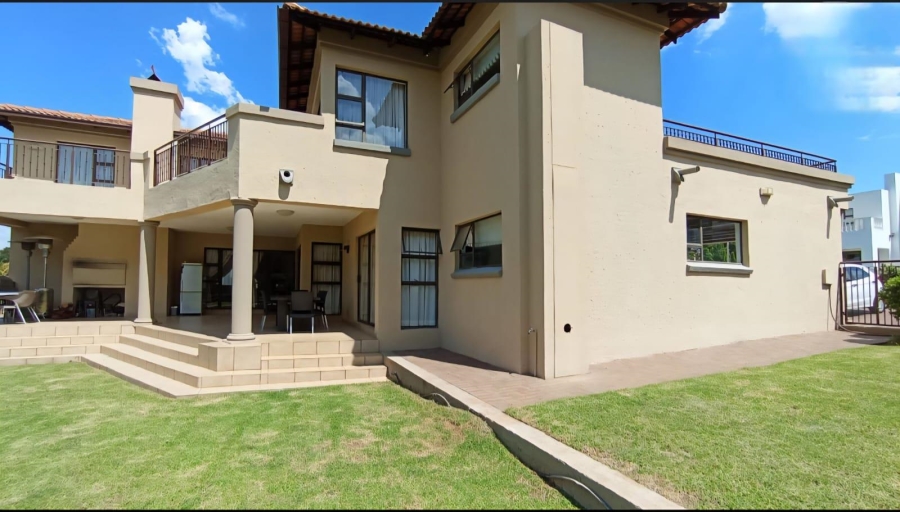 4 Bedroom Property for Sale in Savanna Hills Gauteng
