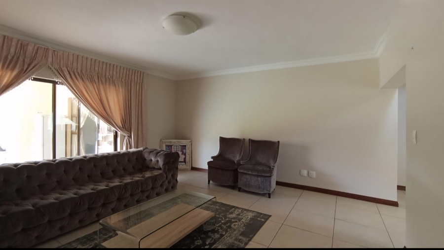 4 Bedroom Property for Sale in Savanna Hills Gauteng