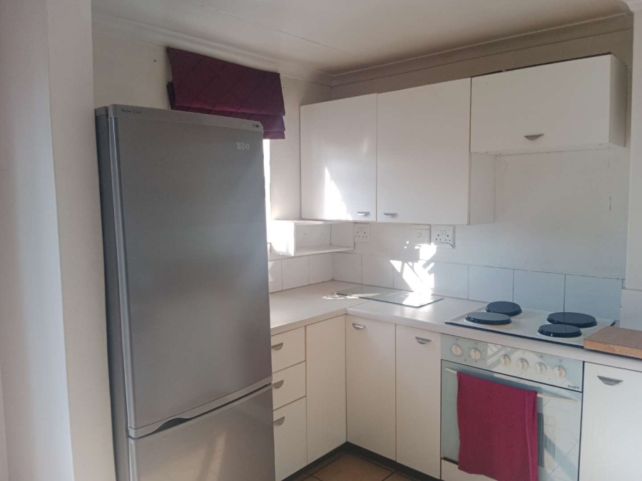 To Let 1 Bedroom Property for Rent in Houghton Gauteng