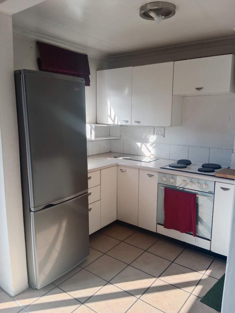 To Let 1 Bedroom Property for Rent in Houghton Gauteng