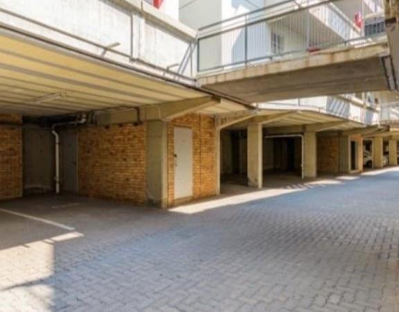To Let 1 Bedroom Property for Rent in Houghton Gauteng
