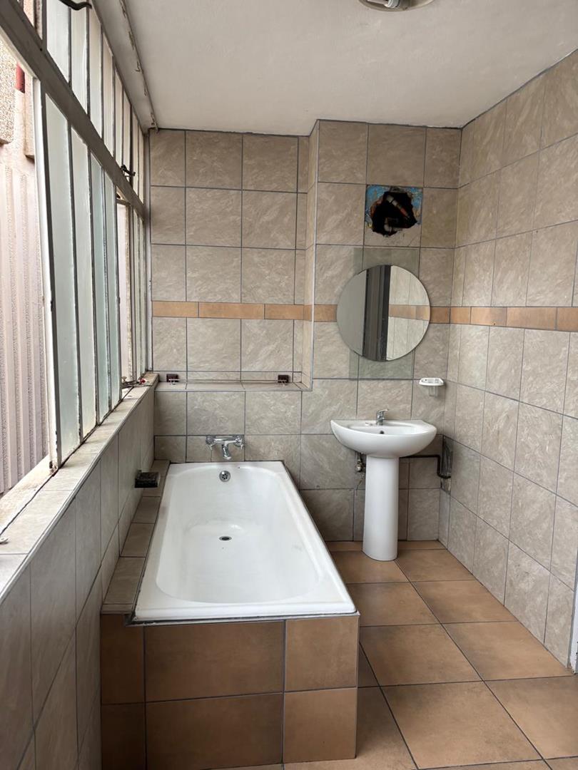 4 Bedroom Property for Sale in Sunnyside Gauteng