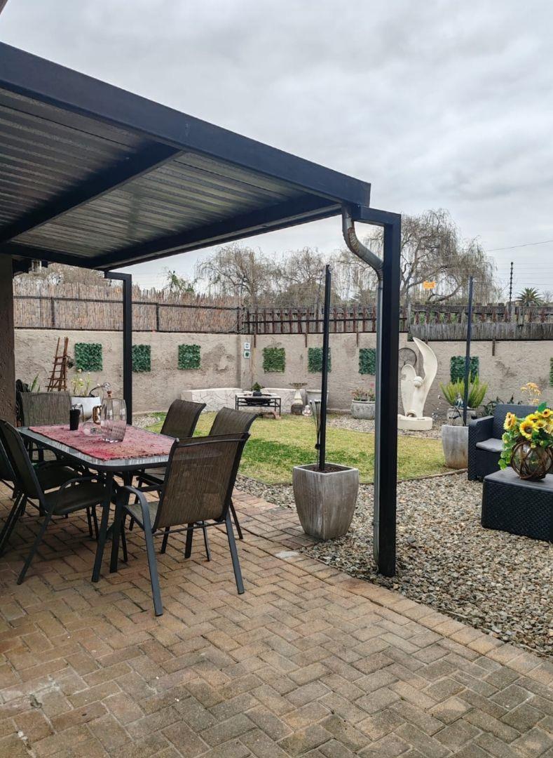 2 Bedroom Property for Sale in Weltevreden Park Gauteng