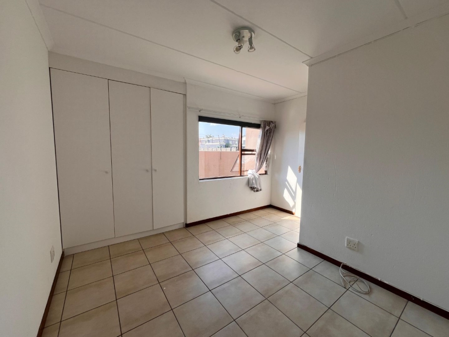 To Let 2 Bedroom Property for Rent in Helderwyk Gauteng
